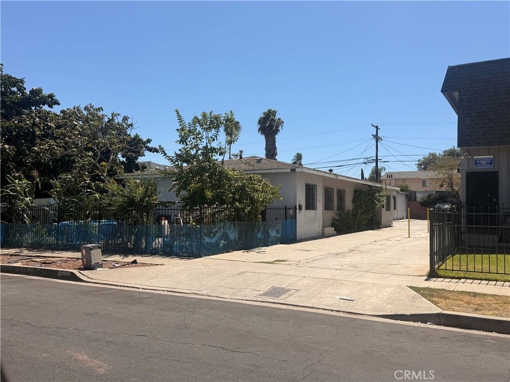 1510 W 84th, Los Angeles