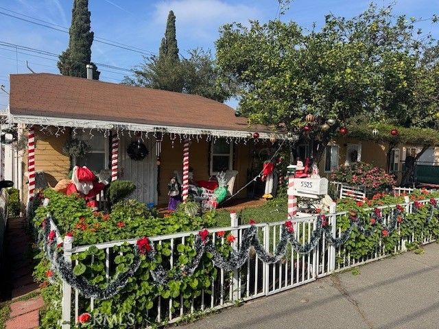 5523 Gotham Avenue, Bell Gardens