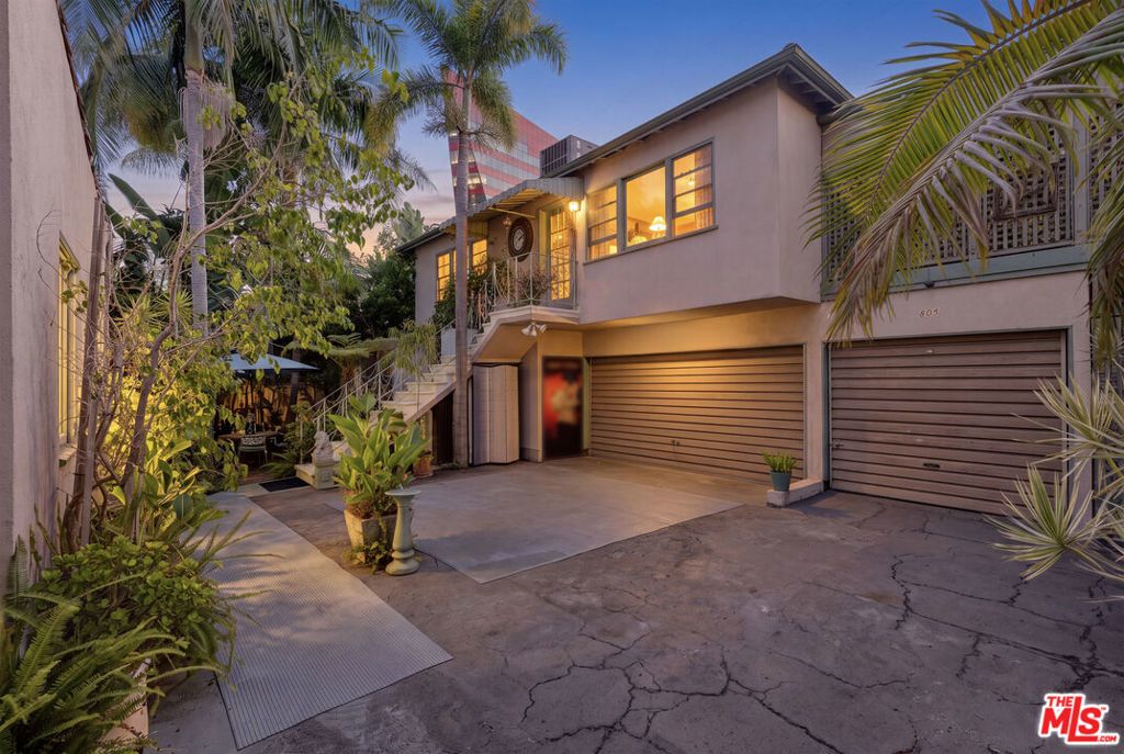 803 Huntley Drive, West Hollywood