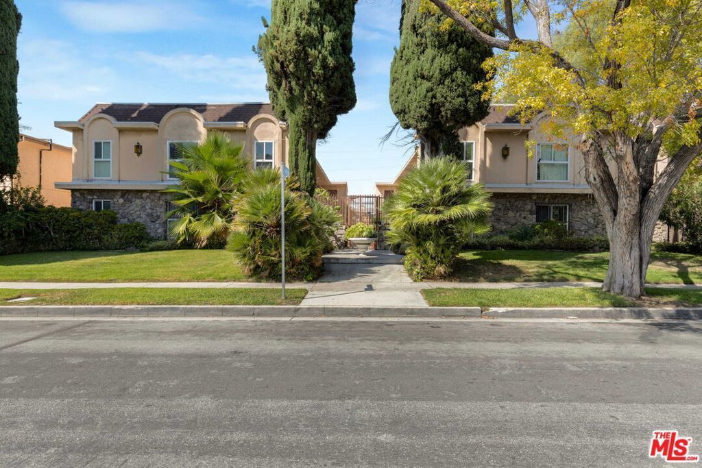 5329 Agnes Avenue, Valley Village