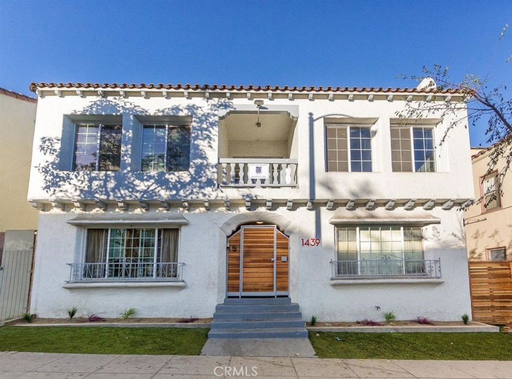 1439 Cedar, Long Beach