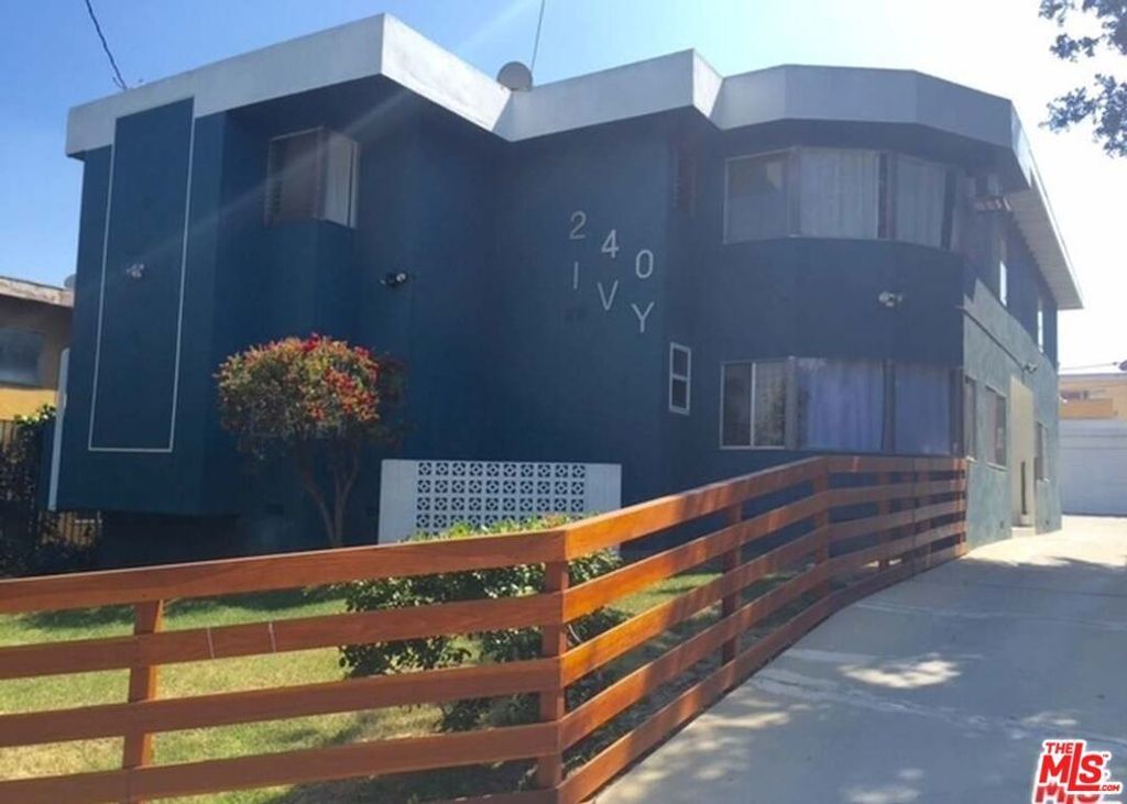240 E Ivy Avenue, Inglewood