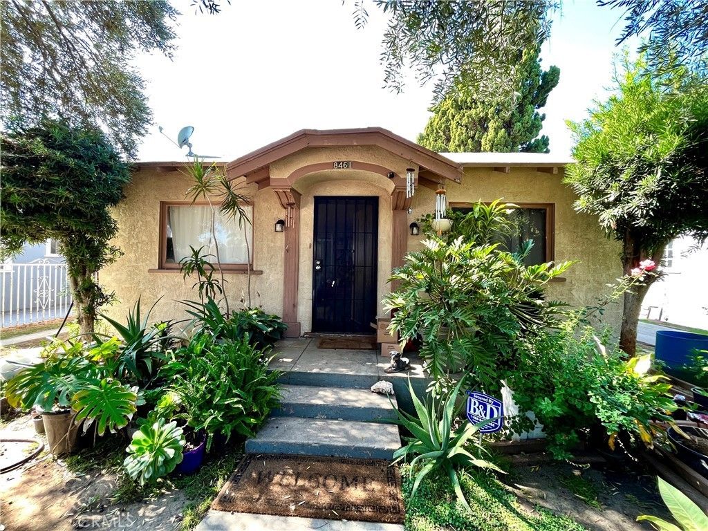 8461 Garden View Avenue, South Gate