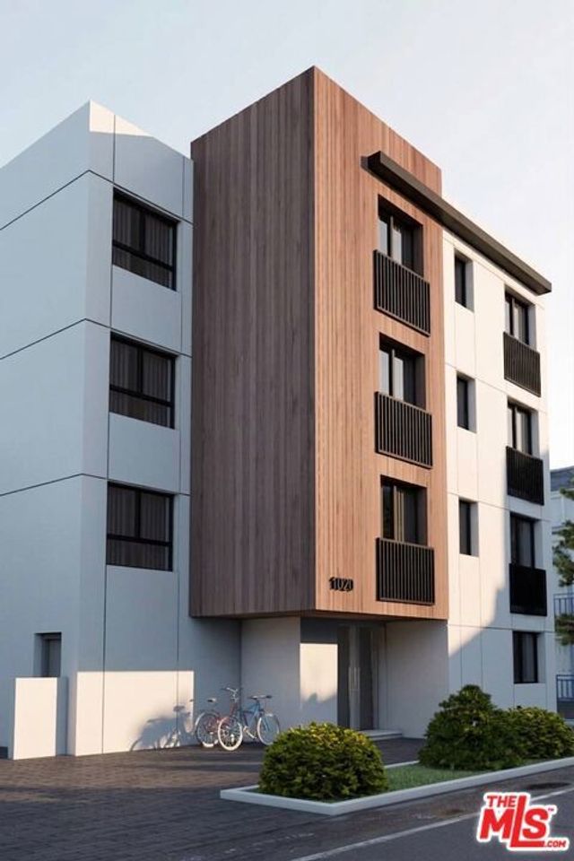 1020 N Ardmore Avenue, Los Angeles