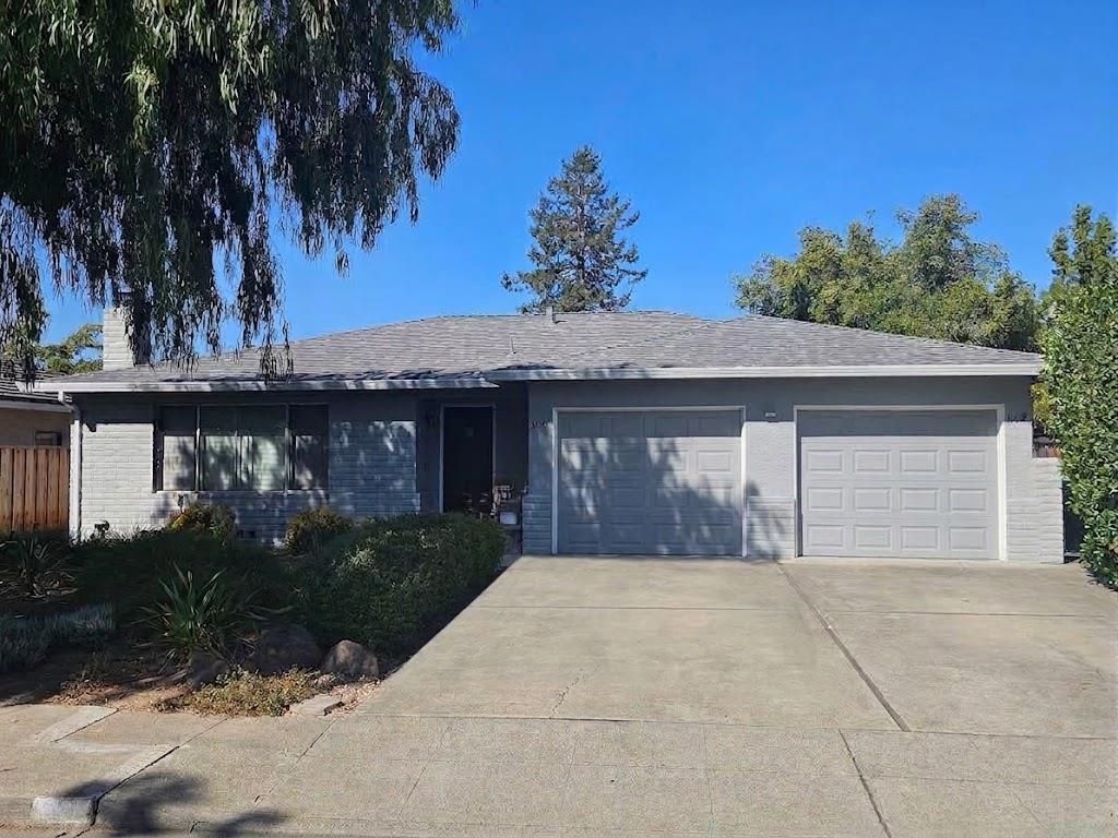 806808 Moraga Drive, Mountain View