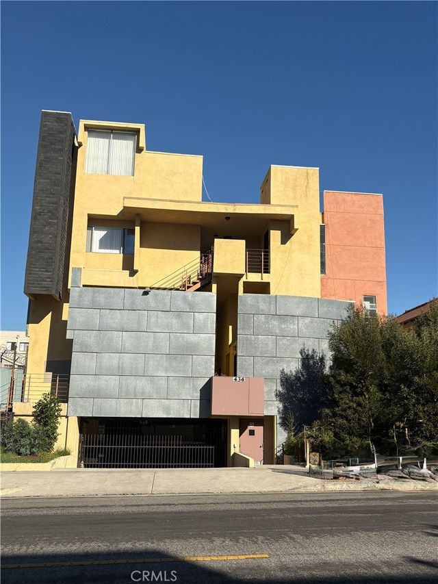 434 S Westmoreland, Los Angeles