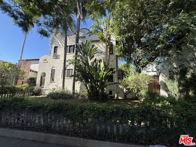 7953 Norton Avenue, West Hollywood