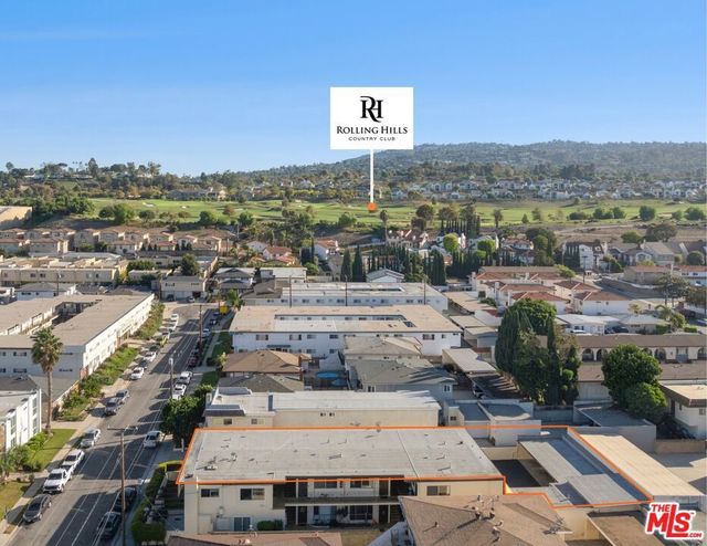 25901 Viana Avenue, Lomita