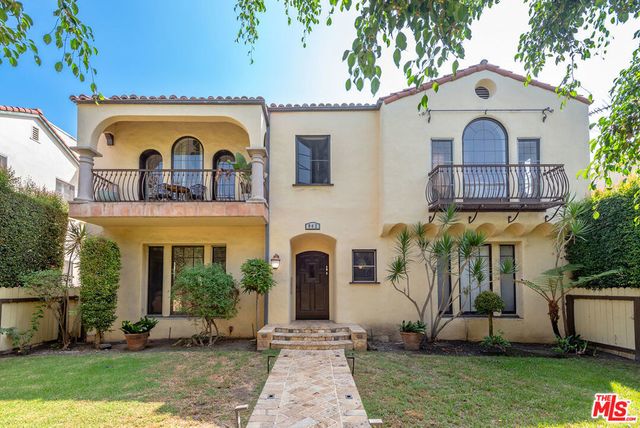 942 S Mansfield Avenue, Los Angeles