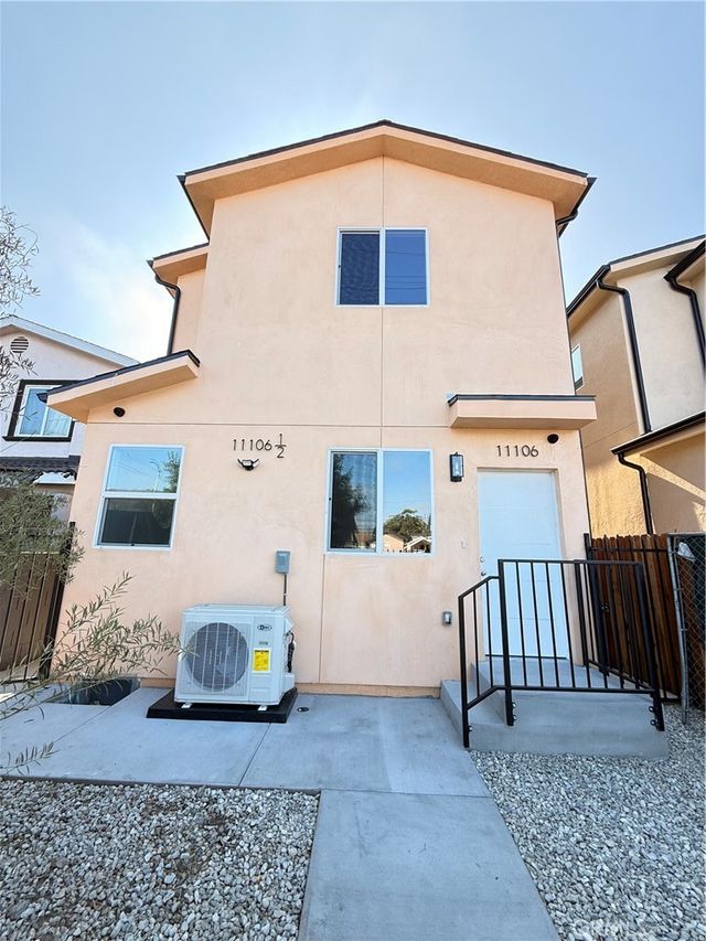 11106 S Avalon Boulevard, Los Angeles