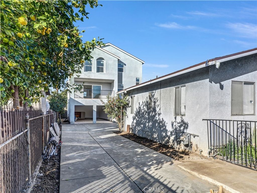 1231 S Rowan Avenue, Los Angeles