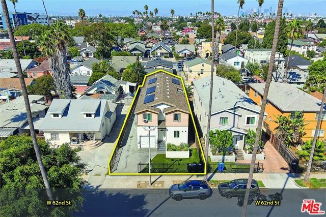 671 W 62nd Street, Los Angeles