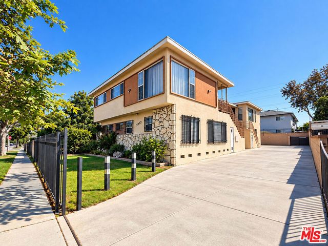 3012 Alsace Avenue, Los Angeles