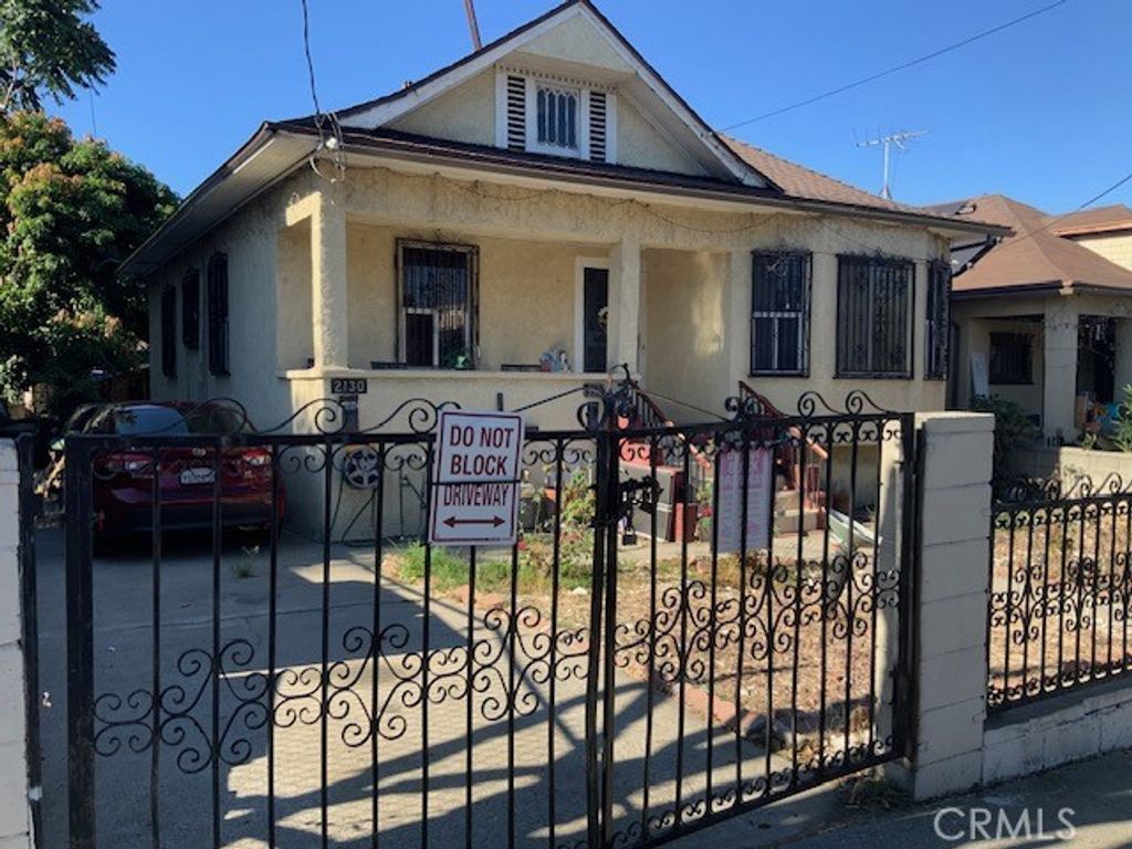 2128 Michigan, Los Angeles