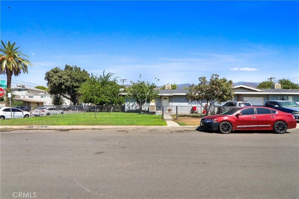 202 E 43rd, San Bernardino