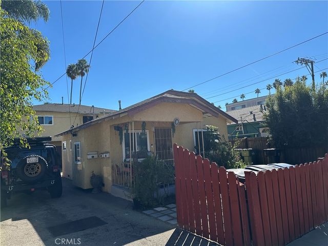 124 N Cedar, Inglewood
