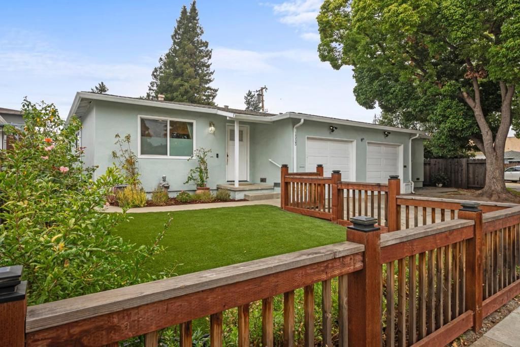 1557 Ebener Street, Redwood City