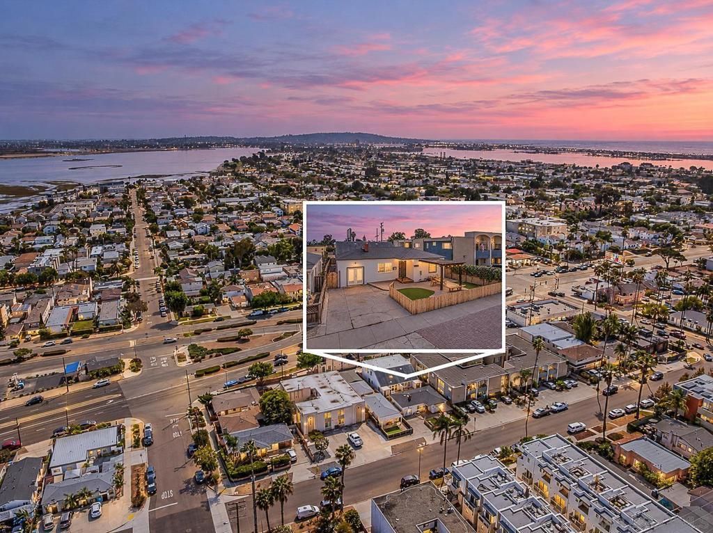 1951 55 Hornblend St., San Diego