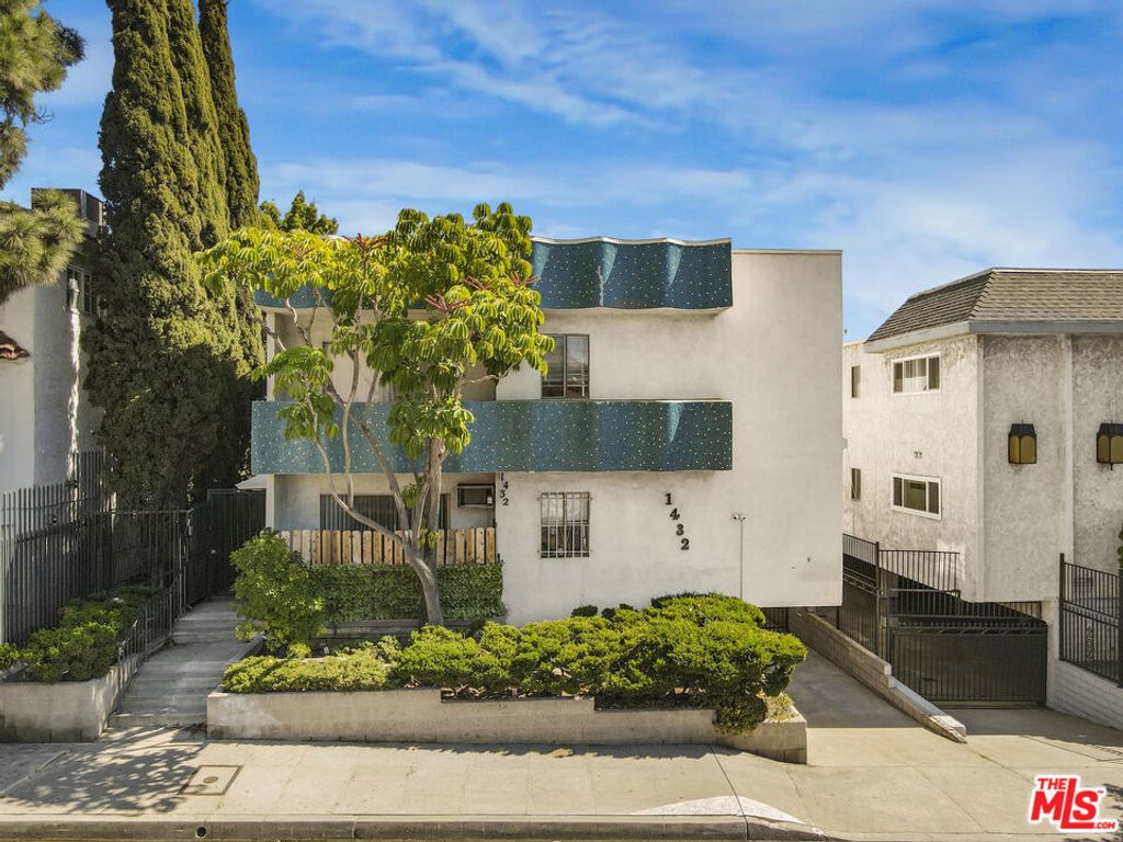 1432 N Fairfax Avenue, Los Angeles