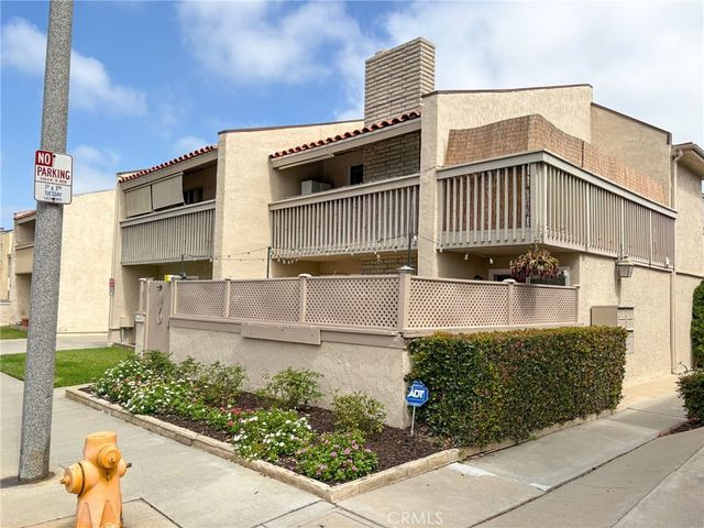 16672 Dolores Lane, Huntington Beach
