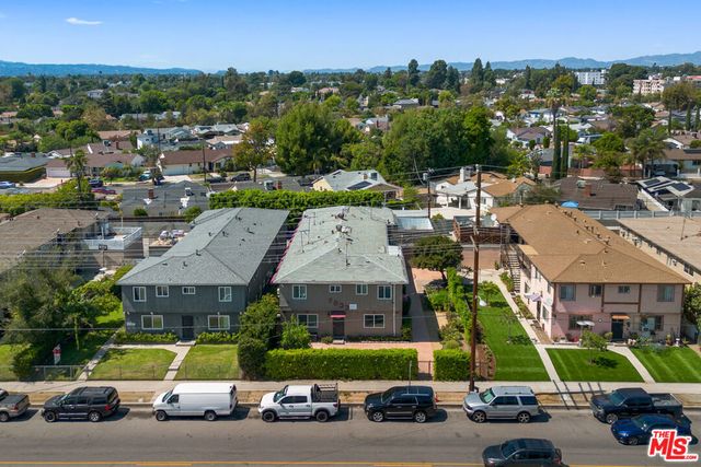 7033 Fulton Avenue, North Hollywood