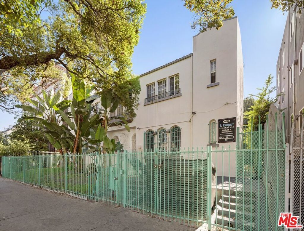438 S Rampart Boulevard, Los Angeles