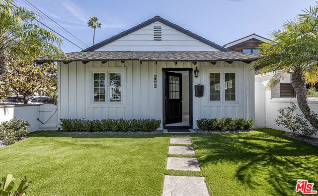 520 Marigold Avenue, Newport Beach