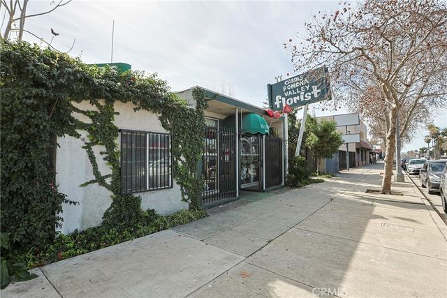440 W Holt, Pomona
