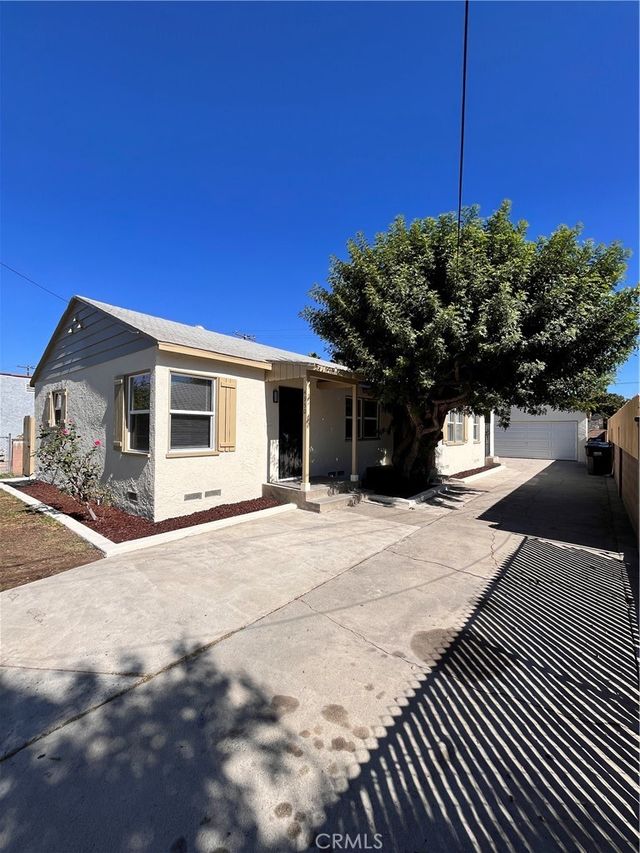 4950 Passons Boulevard, Pico Rivera