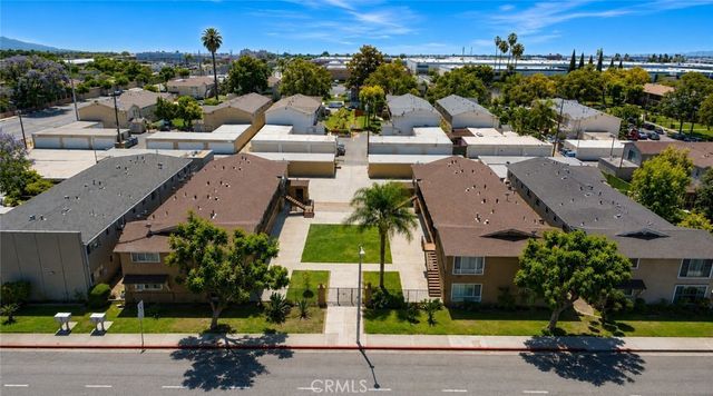 2312 Commonwealth, Fullerton