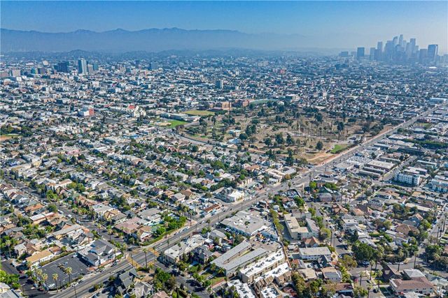 1817 Roosevelt Avenue, Los Angeles
