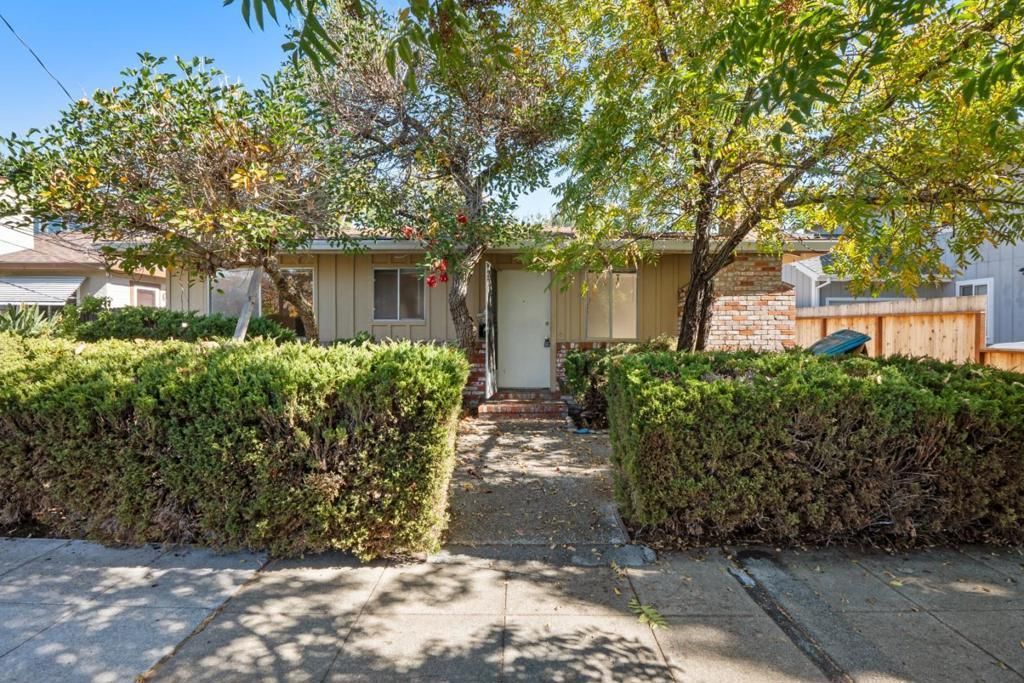1337 Junipero Avenue, Redwood City