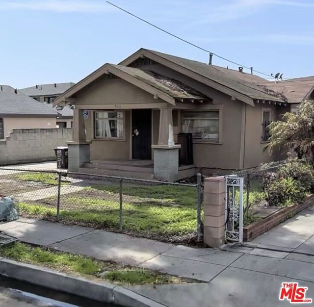 517 N Poinsettia Avenue, Compton