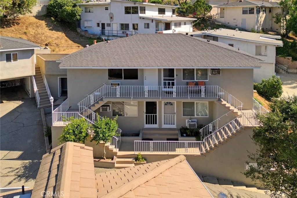 1817 Verdugo Loma, Glendale