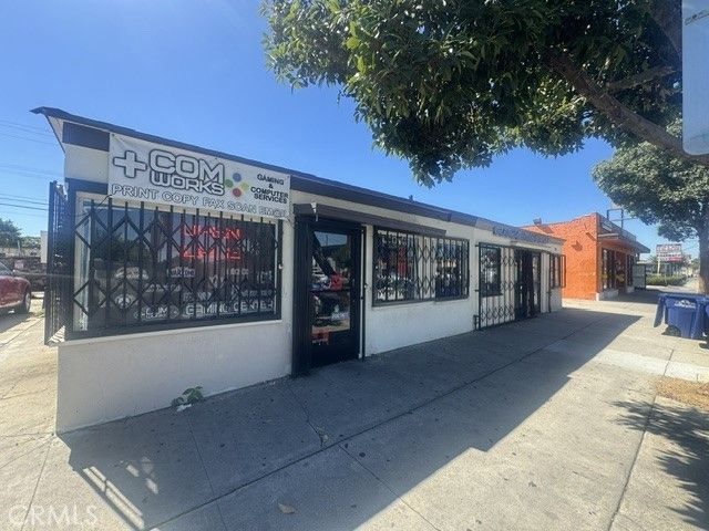 3292 Tweedy Boulevard, South Gate