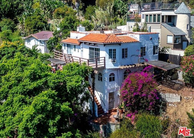 6133 Glen Tower Street, Los Angeles