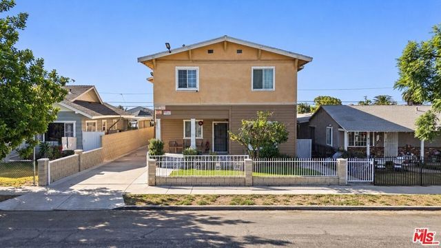 828 Hawthorne Place, Pomona