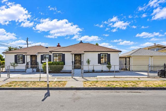 93339337 Cherry Street, Oakland