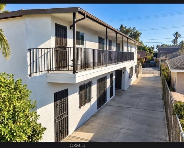 3521 E 2nd, Los Angeles