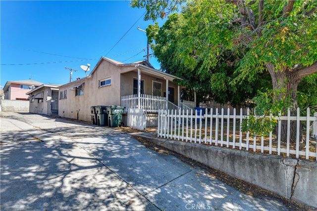 12513 Broadway, Whittier