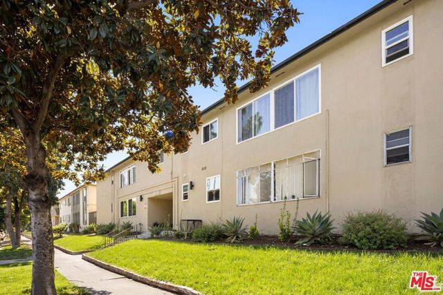 4646 Coliseum Street, Los Angeles