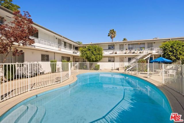4505 Santa Rosalia Drive, Los Angeles