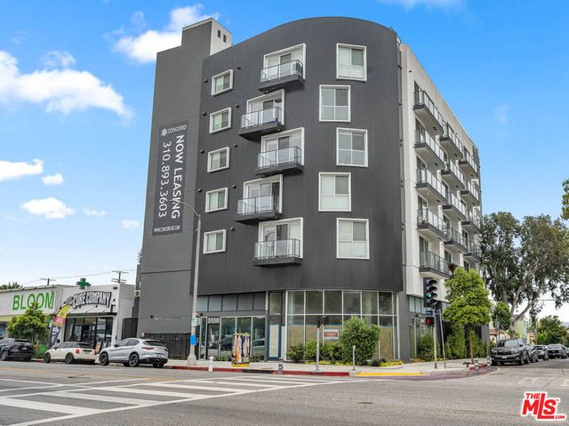 5550 W Pico Boulevard, Los Angeles