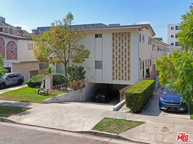 3743 Mentone Avenue, Los Angeles