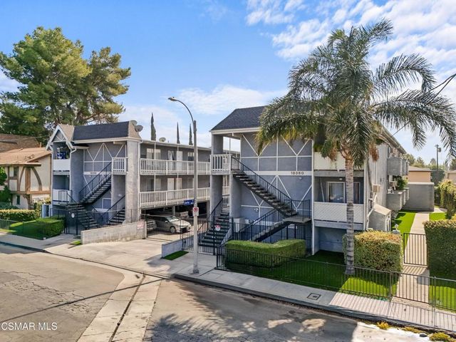 18356 Napa Street, Northridge