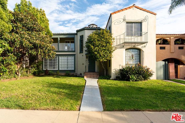 1064 S Hayworth Avenue, Los Angeles