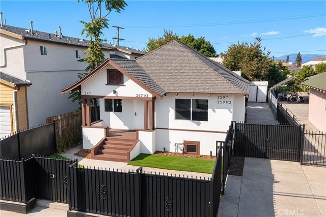 259 W 42nd Street, Los Angeles