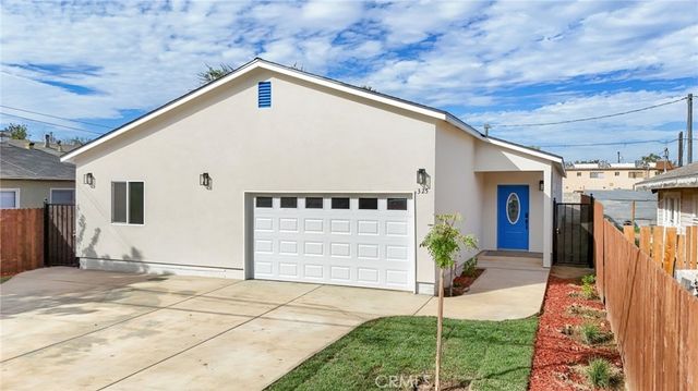 325 Holtby Rd, Bakersfield