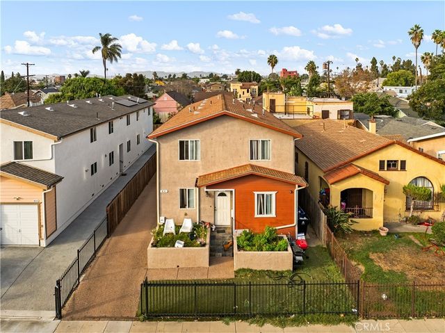 831 W 50th, Los Angeles