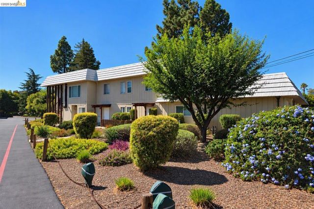 2011 Sierra Rd, Concord
